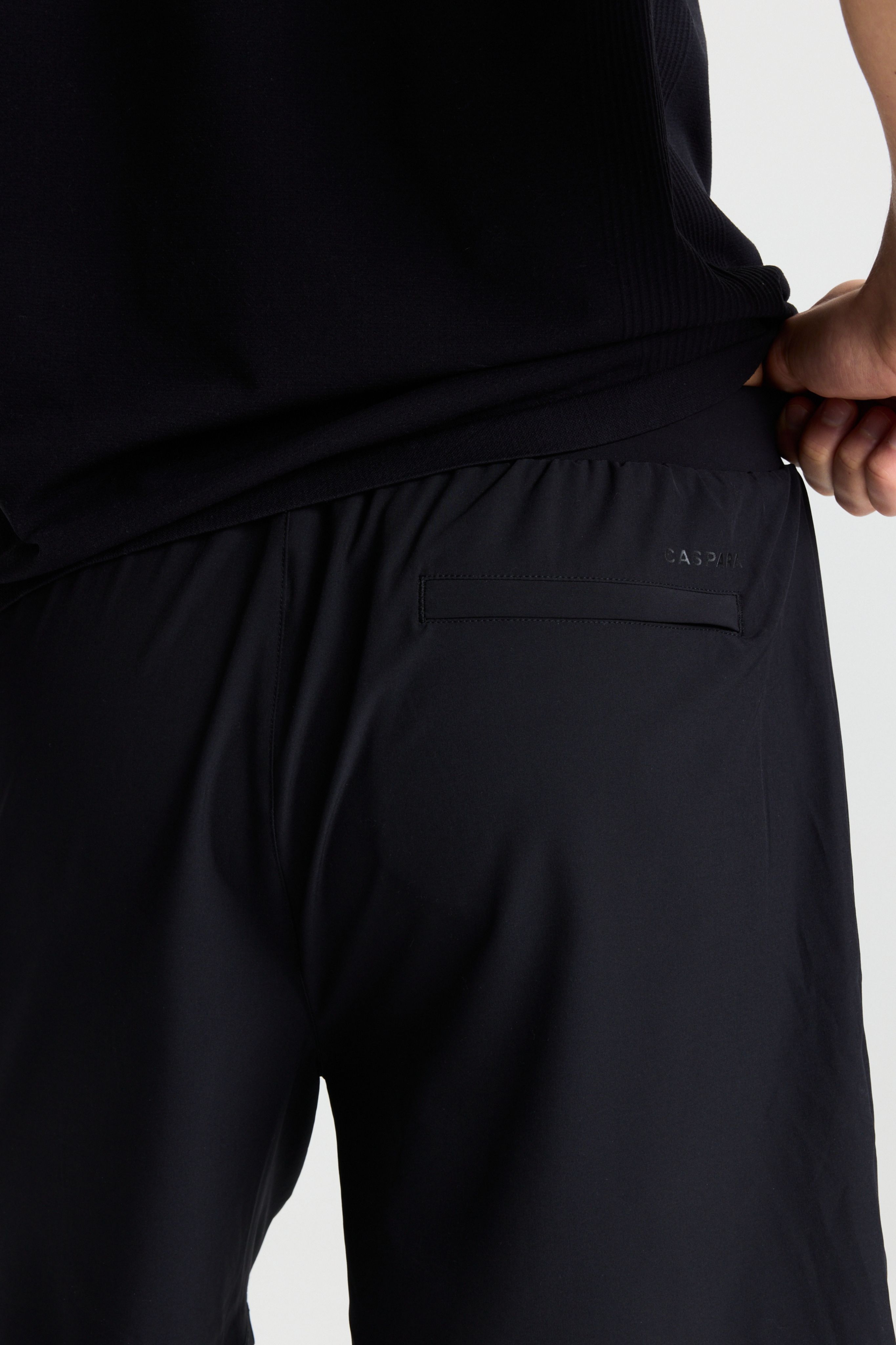 M. Vantage 2-In-1 Shorts 8" - Black
